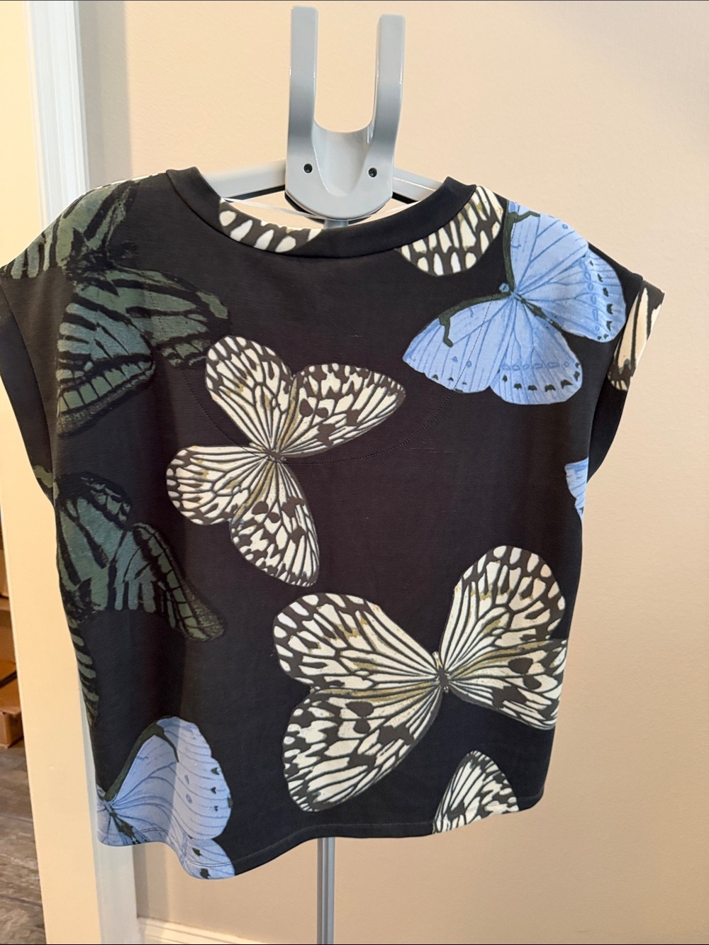 Cable & Gauge Black Butterfly Print blouse - Picture 6 of 8